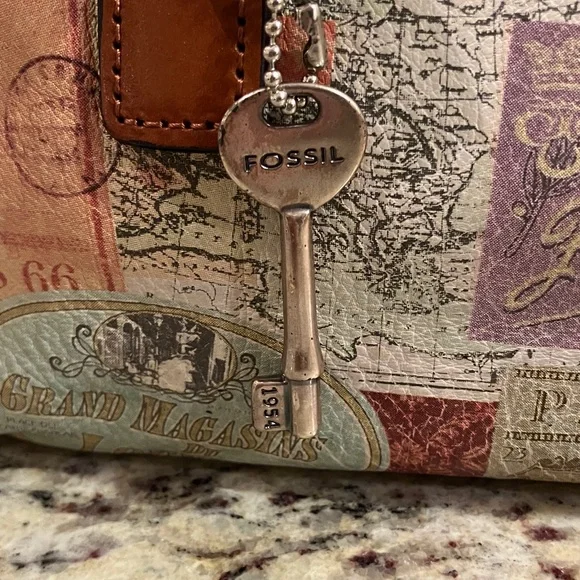 Fossil Vintage Travel Print Satchel Shoulder Bag Brown Leather Handles Cream - Picture 3 of 16